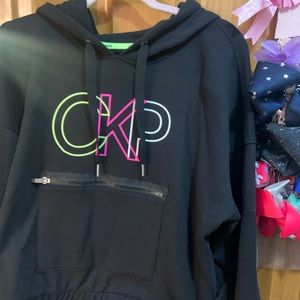 Calvin Klein woman sweatshirt new with tags color black size XL.